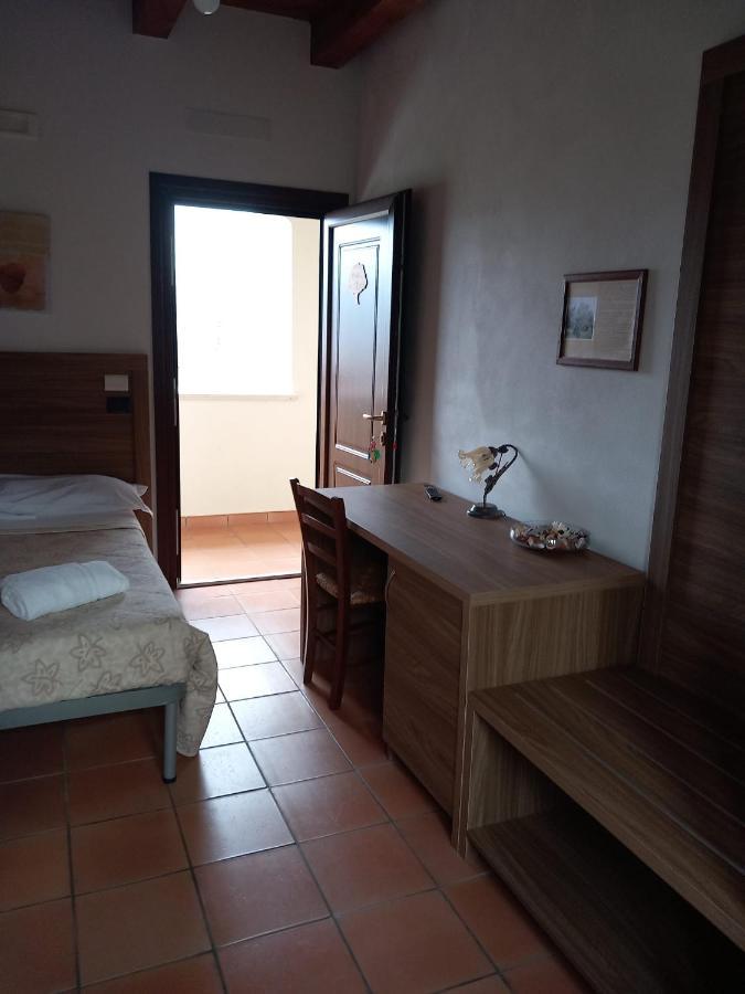 Agriturismo L'Ulivo Padula Bagian luar foto